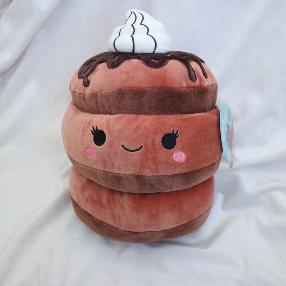 Squishmallows Sheila Chocolate Pancake Stack 8" Rare Plush NWT